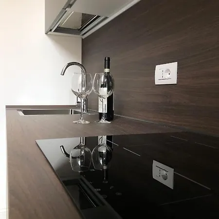 Dimora Savoia アパート コラート